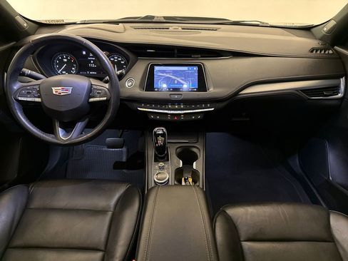 Used 2021 Cadillac XT4 Premium Luxury FWD image 14