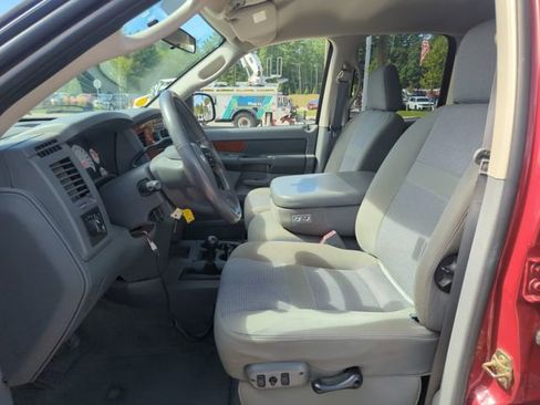 Used 2006 Dodge Ram 2500 Truck SLT image 16