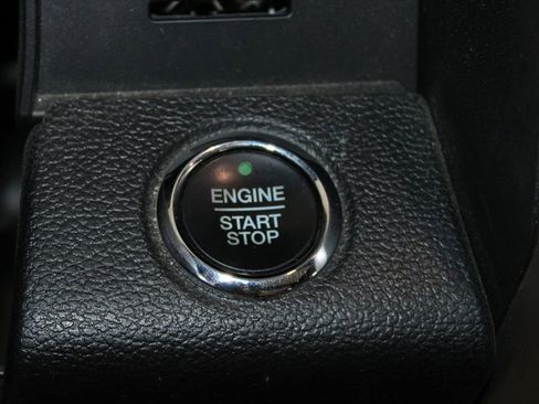 Used 2019 Ford F150 Lariat AWD/4WD image 28
