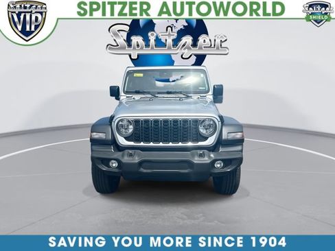 Used 2024 Jeep Wrangler Unlimited Sport AWD/4WD image 3