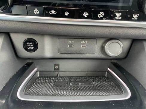 Used 2025 Nissan Rogue SV w/ Rock Creek Premium Package image 39