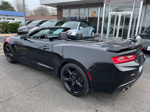 Used 2018 Chevrolet Camaro LT image 14