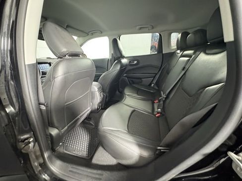 Used 2020 Jeep Compass Latitude image 8