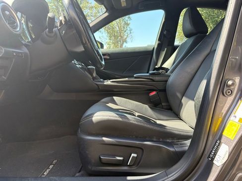Used 2021 Lexus IS 300 w/ Comfort Package RWD image 8