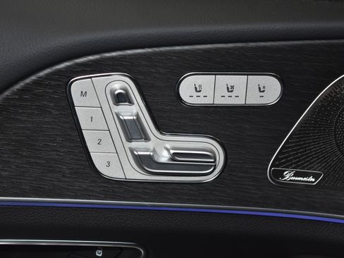 New 2026 Mercedes-Benz GLS 450 4MATIC image 4
