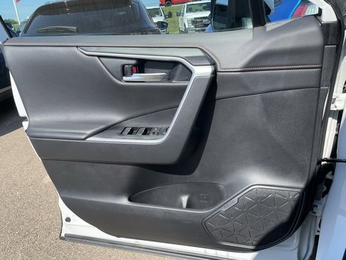 Used 2024 Toyota RAV4 Adventure image 49