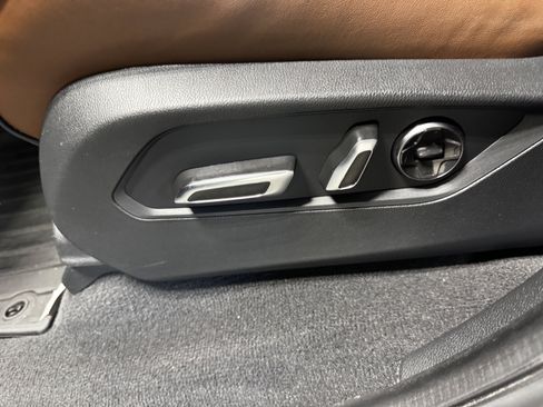 Certified 2024 Acura MDX SH-AWD w/ Advance Package image 33