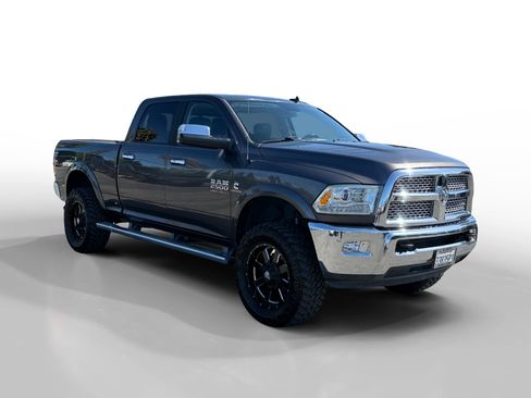 Used 2014 RAM 2500 Laramie w/ Protection Group AWD/4WD image 7