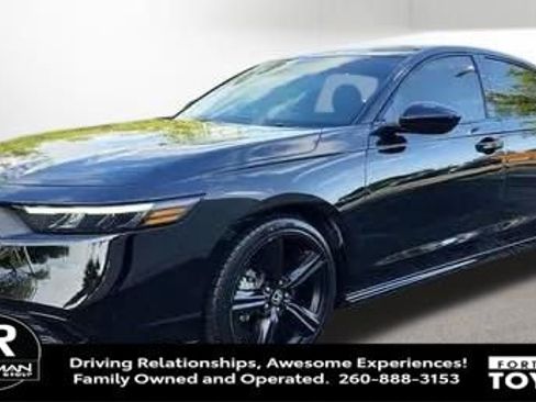 Used 2024 Honda Accord Sport image 8