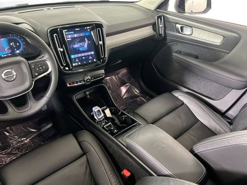Used 2023 Volvo XC40 B5 Plus w/ Driver Assist Package image 24