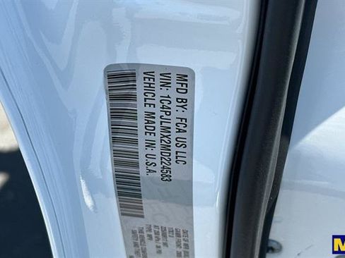 Used 2021 Jeep Cherokee Latitude Lux FWD image 40