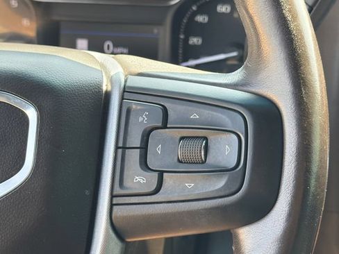 Used 2022 GMC Sierra 1500 SLT AWD/4WD image 32