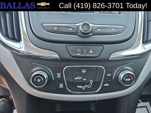 Certified 2022 Chevrolet Equinox LS w/ LS Convenience Package AWD/4WD image 14