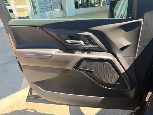 New 2025 Chevrolet Silverado EV RST AWD/4WD image 21
