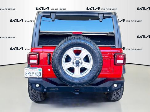 Used 2020 Jeep Wrangler Sport AWD/4WD image 6