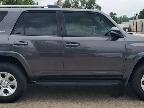 Used 2019 Toyota 4Runner SR5 Premium AWD/4WD image 4