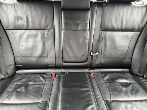 Used 2006 BMW X5 4.8is image 11