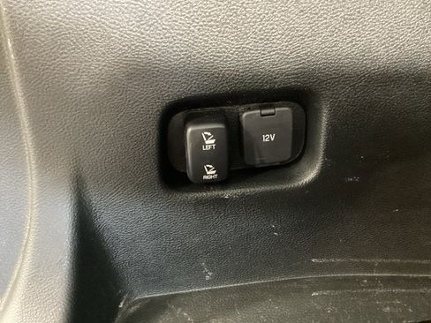 Used 2023 Ford Edge SEL w/ Convenience Package image 30