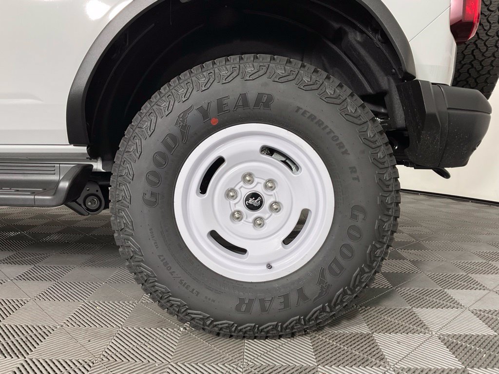 New 2026 Ford Bronco Heritage Edition AWD/4WD image 10