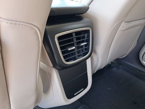 Used 2020 Lincoln Nautilus FWD w/ Equipment Group 101A image 23