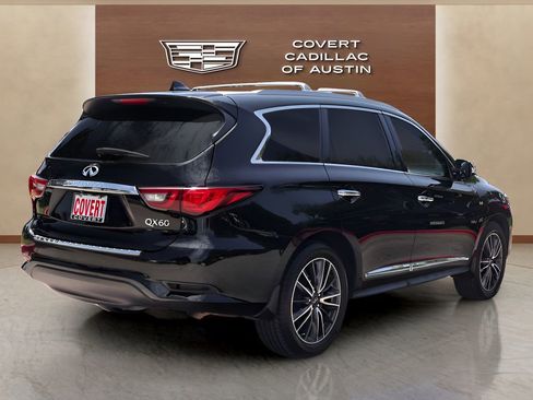 Used 2020 INFINITI QX60 Luxe w/ Sensory Package FWD image 4