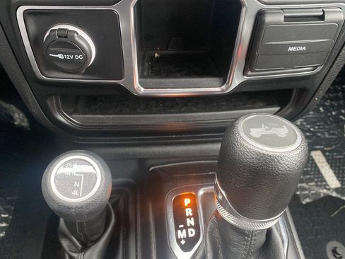 Certified 2022 Jeep Wrangler Unlimited Sport image 13