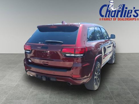 Used 2021 Jeep Grand Cherokee Laredo X AWD/4WD image 4