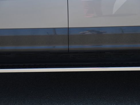 Used 2022 Ford F250 Lariat w/ Lariat Ultimate Package AWD/4WD image 5