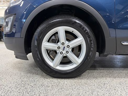 Used 2017 Ford Explorer XLT w/ Equipment Group 201A image 14