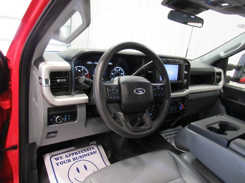 Used 2023 Ford F250 XL w/ XL Chrome Package AWD/4WD image 28