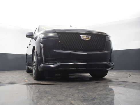 Used 2022 Cadillac Escalade Sport w/ Touring Package image 51