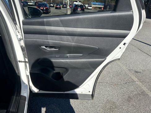 Used 2025 Hyundai Tucson SEL image 16