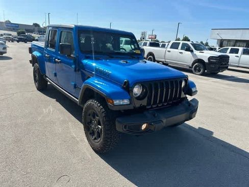 Used 2023 Jeep Gladiator Sport AWD/4WD image 21