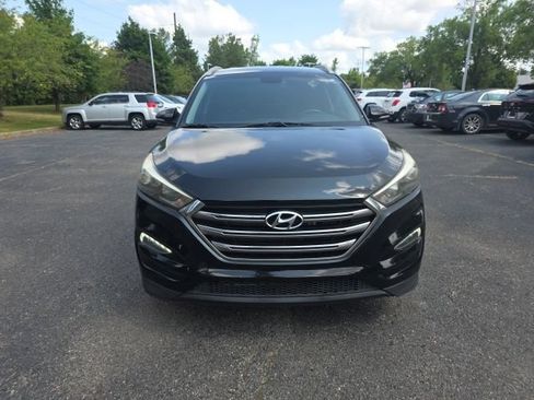 Used 2016 Hyundai Tucson Limited AWD/4WD image 2