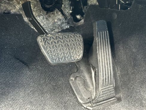 Used 2025 Toyota Camry LE FWD image 30