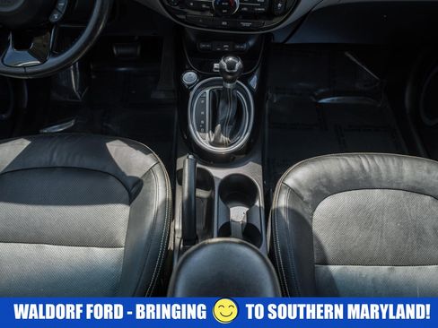 Used 2016 Kia Soul + w/ Primo Package FWD image 22
