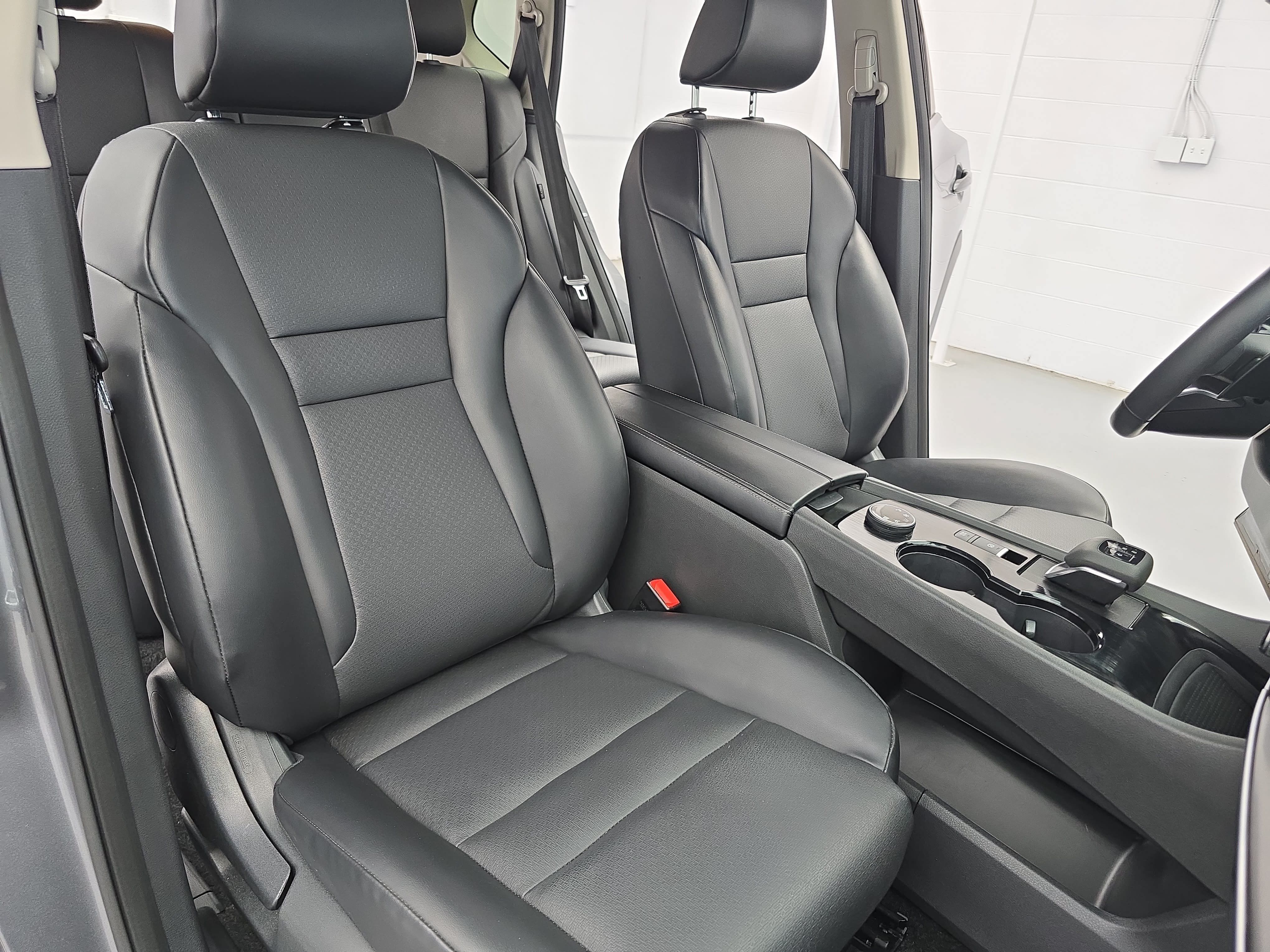Certified 2023 Nissan Rogue SV w/ SV Premium B Package AWD/4WD image 10