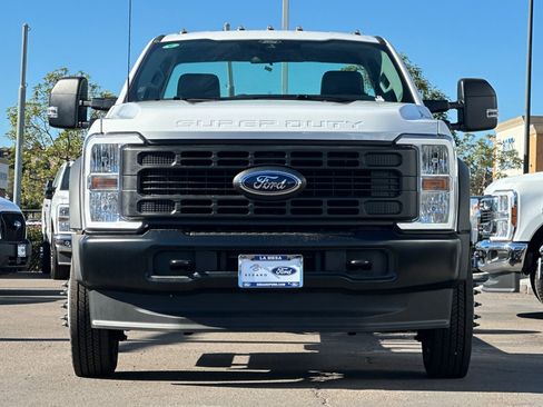 Used 2024 Ford F450 XL image 7