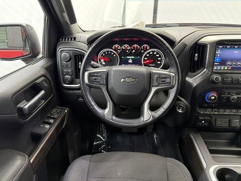 Used 2019 Chevrolet Silverado 1500 RST image 22
