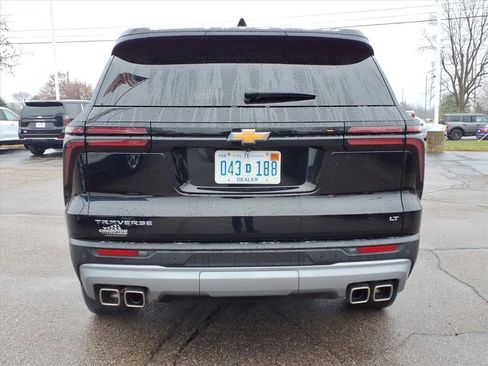 Certified 2024 Chevrolet Traverse LT image 11
