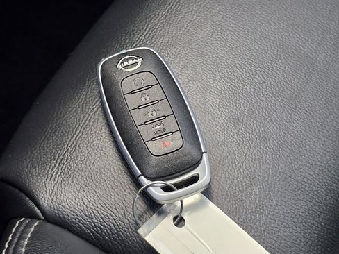 Used 2023 Nissan Rogue SL w/ SL Premium Package AWD/4WD image 34