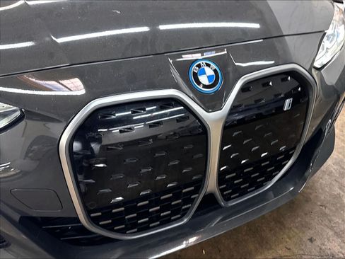 Used 2023 BMW i4 eDrive40 w/ M Sport Package RWD image 32