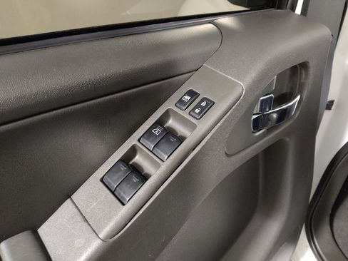 Used 2020 Nissan Frontier PRO-4X w/ Pro-4x Utility Package image 27