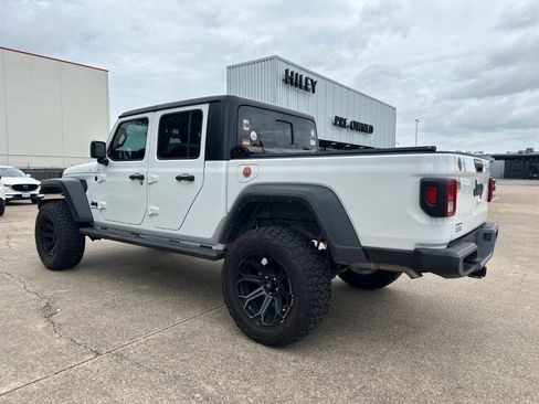 Used 2023 Jeep Gladiator Sport w/ Trailer Tow Package AWD/4WD image 4