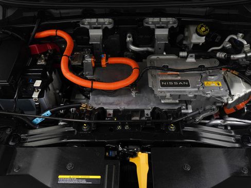 Used 2023 Nissan Ariya AWD image 27