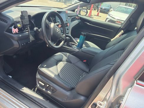 Used 2024 Toyota Camry SE FWD image 10