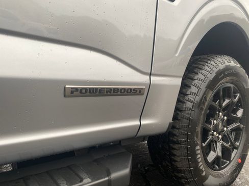 New 2025 Ford F150 XLT w/ Equipment Group 301A Standard image 23