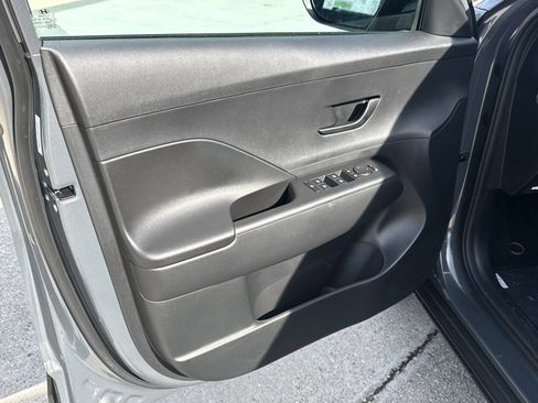 Used 2026 Hyundai Kona SE FWD image 10