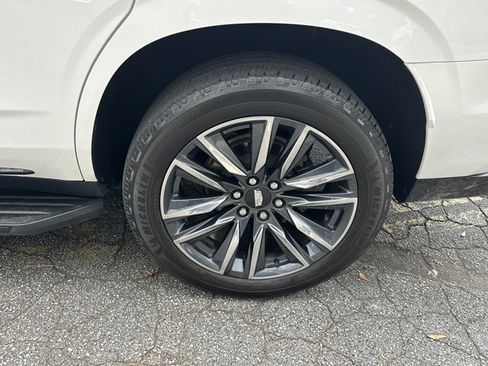 Used 2021 Cadillac Escalade Sport w/ Driver Assist Tech Package image 25