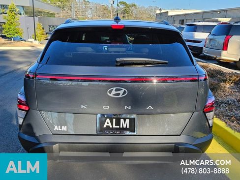 Used 2024 Hyundai Kona SEL image 4